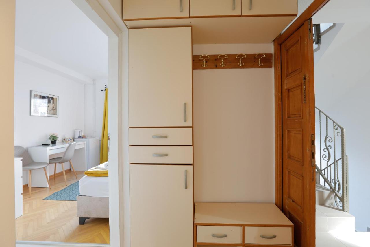 Aviator Apartments & Rooms Nikola Tesla Airport Belgrade Surčin Esterno foto