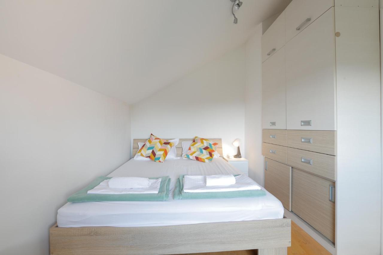 Aviator Apartments & Rooms Nikola Tesla Airport Belgrade Surčin Esterno foto